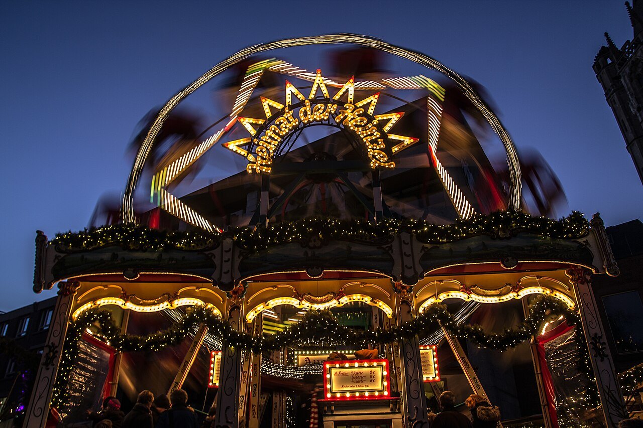 Heinzels Wintermärchen Christmas market, Cologne